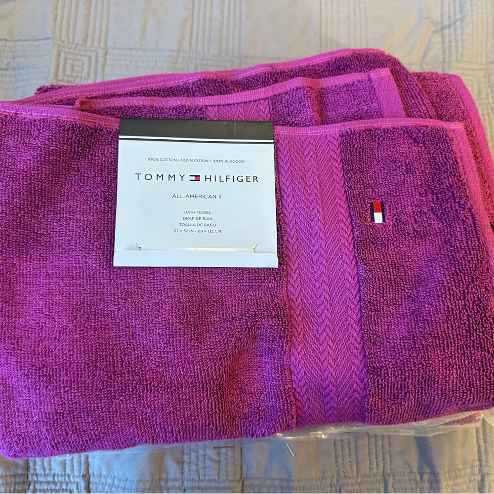 3 Tommy Hilfiger Fuchsia Bath Towel